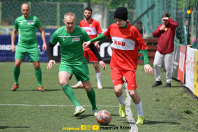 <a href="https://st.getinfootball.com/albums/1081325/645913a4d4e19_1920.jpg" target="_blank">Descarcă</a>