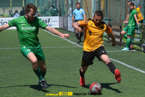 <a href="https://st.getinfootball.com/albums/1081352/6459215569157_1920.jpg" target="_blank">Descarcă</a>