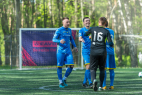 <a href="https://st.getinfootball.com/albums/1081355/6459229672bf3_1920.jpg" target="_blank">Завантажити оригінал</a>