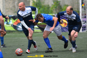 <a href="https://st.getinfootball.com/albums/1081358/64592337726eb_1920.jpg" target="_blank">Descarcă</a>