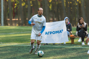 <a href="https://st.getinfootball.com/albums/1081361/645924592372b_1920.jpg" target="_blank">Завантажити оригінал</a>