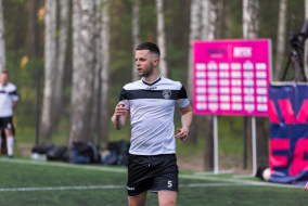 <a href="https://st.getinfootball.com/albums/1081364/6459255b55be3_1920.jpg" target="_blank">Завантажити оригінал</a>