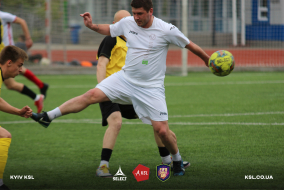 <a href="https://st.getinfootball.com/albums/1081413/6459f93fbcbc9_1920.jpg" target="_blank">Завантажити оригінал</a>