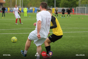 <a href="https://st.getinfootball.com/albums/1081413/6459f9d834090_1920.jpg" target="_blank">Завантажити оригінал</a>