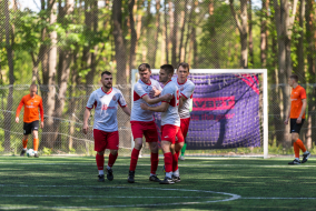 <a href="https://st.getinfootball.com/albums/1081471/6461f3ce5a895_1920.jpg" target="_blank">Завантажити оригінал</a>