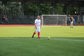 <a href="https://st.getinfootball.com/albums/1081484/6462223cb5efc_1920.jpg" target="_blank">Завантажити оригінал</a>