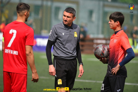 <a href="https://st.getinfootball.com/albums/1081581/64670c1fbe441_1920.jpg" target="_blank">Descarcă</a>