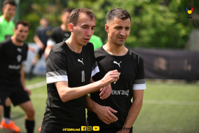 <a href="https://st.getinfootball.com/albums/1081585/6467117f1ad81_1920.jpg" target="_blank">Descarcă</a>