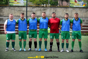 <a href="https://st.getinfootball.com/albums/1081586/646711e903444_1920.jpg" target="_blank">Descarcă</a>