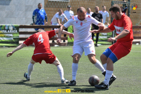 <a href="https://st.getinfootball.com/albums/1081588/64671315a10ed_1920.jpg" target="_blank">Descarcă</a>