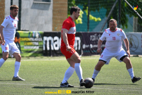 <a href="https://st.getinfootball.com/albums/1081588/646713193db55_1920.jpg" target="_blank">Descarcă</a>