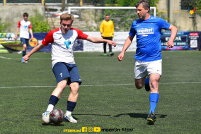 <a href="https://st.getinfootball.com/albums/1081589/646713d1e2b33_1920.jpg" target="_blank">Descarcă</a>