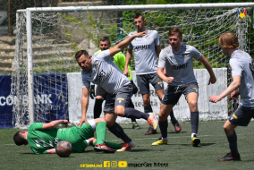 <a href="https://st.getinfootball.com/albums/1081591/6467150d8e441_1920.jpg" target="_blank">Descarcă</a>