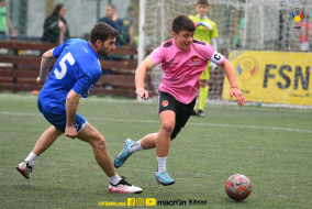 <a href="https://st.getinfootball.com/albums/1081595/6467174e88216_1920.jpg" target="_blank">Descarcă</a>