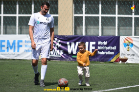 <a href="https://st.getinfootball.com/albums/1081599/64671944ed499_1920.jpg" target="_blank">Descarcă</a>