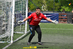 <a href="https://st.getinfootball.com/albums/1081602/64671ad31b6c3_1920.jpg" target="_blank">Descarcă</a>