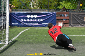 <a href="https://st.getinfootball.com/albums/1081602/64671ad4489f8_1920.jpg" target="_blank">Descarcă</a>