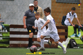 <a href="https://st.getinfootball.com/albums/1081605/64671cc02a9df_1920.jpg" target="_blank">Descarcă</a>