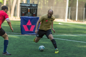 <a href="https://st.getinfootball.com/albums/1081614/646b51f505135_1920.jpg" target="_blank">Завантажити оригінал</a>