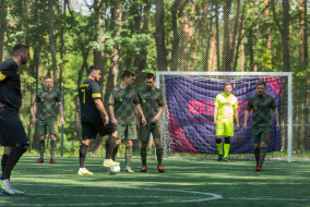 <a href="https://st.getinfootball.com/albums/1081617/646b5515c3498_1920.jpg" target="_blank">Завантажити оригінал</a>
