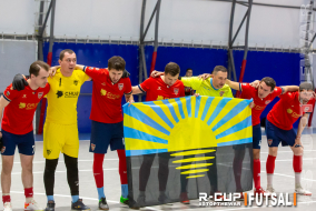 <a href="https://st.getinfootball.com/albums/1081655/646c4e1993dc3_1920.jpg" target="_blank">Завантажити оригінал</a>
