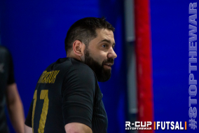 <a href="https://st.getinfootball.com/albums/1081656/646c4e7cd417a_1920.jpg" target="_blank">Завантажити оригінал</a>