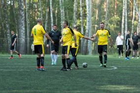 <a href="https://st.getinfootball.com/albums/1081666/646c9410b7827_1920.jpg" target="_blank">Завантажити оригінал</a>