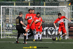 <a href="https://st.getinfootball.com/albums/1081727/64705de5beb7b_1920.jpg" target="_blank">Descarcă</a>