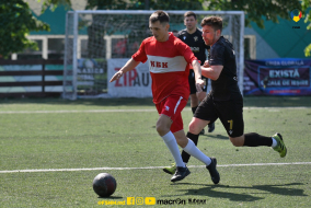 <a href="https://st.getinfootball.com/albums/1081727/64705df6a80cc_1920.jpg" target="_blank">Descarcă</a>