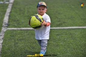 <a href="https://st.getinfootball.com/albums/1081733/647065a796693_1920.jpg" target="_blank">Descarcă</a>