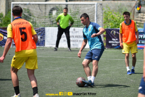 <a href="https://st.getinfootball.com/albums/1081738/64706bd039c0e_1920.jpg" target="_blank">Descarcă</a>