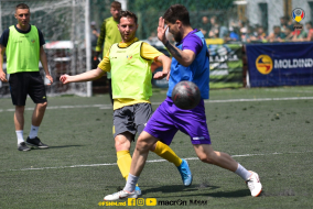 <a href="https://st.getinfootball.com/albums/1081739/64706c8fa2572_1920.jpg" target="_blank">Descarcă</a>
