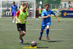 <a href="https://st.getinfootball.com/albums/1081739/64706c90cf335_1920.jpg" target="_blank">Descarcă</a>