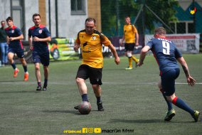 <a href="https://st.getinfootball.com/albums/1081740/64706e71c1774_1920.jpg" target="_blank">Descarcă</a>