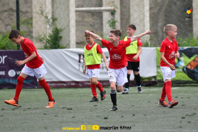 <a href="https://st.getinfootball.com/albums/1081743/647070824f887_1920.jpg" target="_blank">Descarcă</a>
