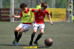<a href="https://st.getinfootball.com/albums/1081743/6470709027773_1920.jpg" target="_blank">Descarcă</a>