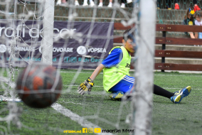 <a href="https://st.getinfootball.com/albums/1081744/64707160c3586_1920.jpg" target="_blank">Descarcă</a>