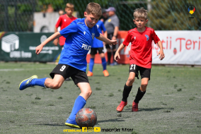 <a href="https://st.getinfootball.com/albums/1081747/6470743ca3209_1920.jpg" target="_blank">Descarcă</a>
