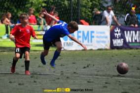 <a href="https://st.getinfootball.com/albums/1081747/6470744038148_1920.jpg" target="_blank">Descarcă</a>