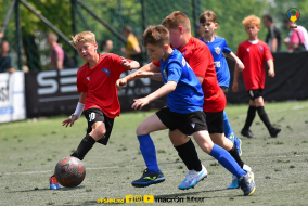 <a href="https://st.getinfootball.com/albums/1081747/64707451377cc_1920.jpg" target="_blank">Descarcă</a>