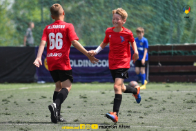 <a href="https://st.getinfootball.com/albums/1081747/6470745620171_1920.jpg" target="_blank">Descarcă</a>