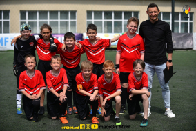 <a href="https://st.getinfootball.com/albums/1081749/64707573c552d_1920.jpg" target="_blank">Descarcă</a>