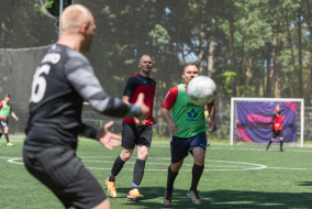 <a href="https://st.getinfootball.com/albums/1081811/6475a2085adf1_1920.jpg" target="_blank">Завантажити оригінал</a>