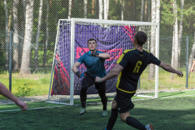 <a href="https://st.getinfootball.com/albums/1081814/6475a5067b793_1920.jpg" target="_blank">Завантажити оригінал</a>