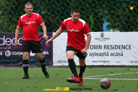 <a href="https://st.getinfootball.com/albums/1081915/647ef32f38243_1920.jpg" target="_blank">Descarcă</a>