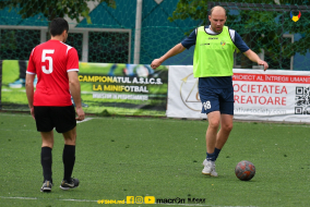 <a href="https://st.getinfootball.com/albums/1081915/647ef37a78fb9_1920.jpg" target="_blank">Descarcă</a>
