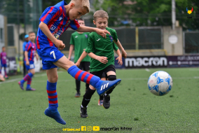 <a href="https://st.getinfootball.com/albums/1081935/647f086ed1496_1920.jpg" target="_blank">Descarcă</a>
