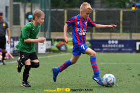 <a href="https://st.getinfootball.com/albums/1081935/647f0885d40e9_1920.jpg" target="_blank">Descarcă</a>