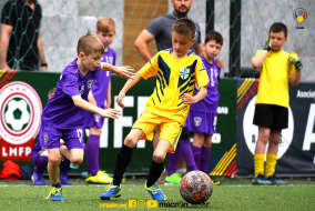 <a href="https://st.getinfootball.com/albums/1081937/647f2757e5500_1920.jpg" target="_blank">Descarcă</a>