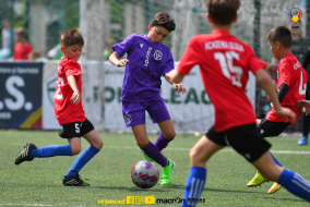 <a href="https://st.getinfootball.com/albums/1081939/647f2cdd57f52_1920.jpg" target="_blank">Descarcă</a>